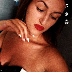 Stylish Model Banu Alina