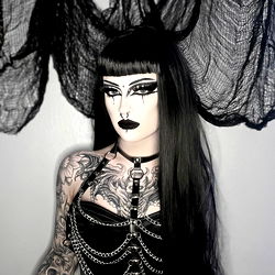 Gothic Model Alyssa Rayn