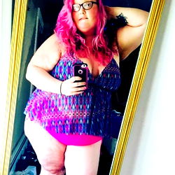 Empowering Plus Size Model Embraces Body Positivity