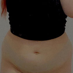 OnlyFans Model 'Baby' in Pregnancy Announcement Photo