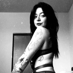 Darth Cassie: Gothic Tattooed Vixen
