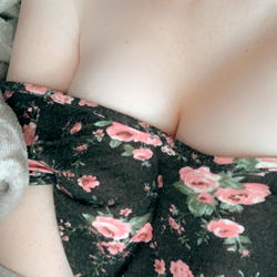 Vienna's Flowered Tank Top Selfie