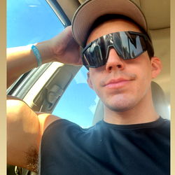 Daniel Mendoza, a Fitness Enthusiast