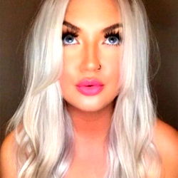 Sophisticated Blonde With Pink Lips and Silver Hair