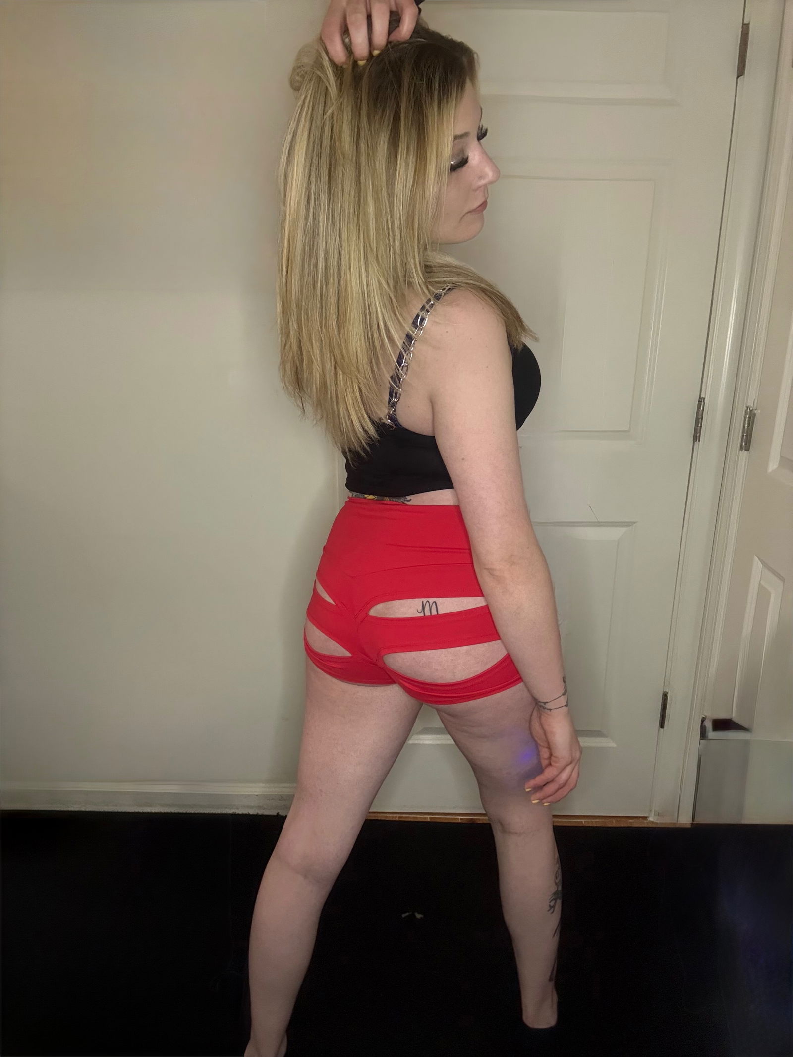 Alex Ann Taylor photo