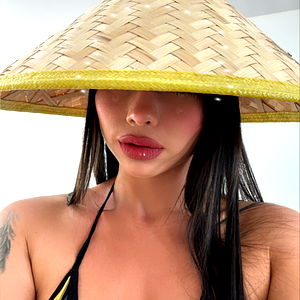 Abigail Quevedo🐣 photo