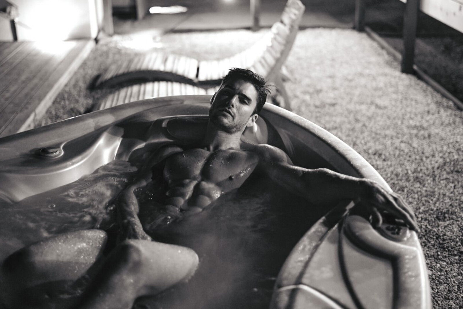 Charlie Matthews photo