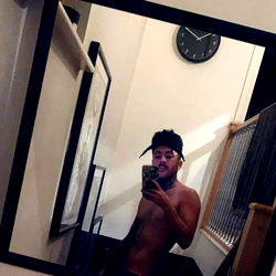 OnlyFans Model Raleigh's Shirtless, Mirrored Bathroom Selfie