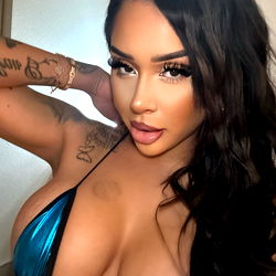 Vanessa Marie big booty Latina VIP photo