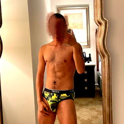 Onlyfans Model Zex2: Showcasing Fitness and Style