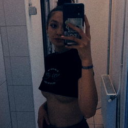 Anastasia_yagmur in Bathroom Mirror