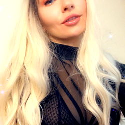 OnlyFans Model NotDumbBlond, Canadian