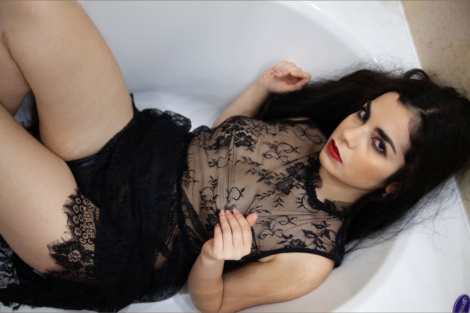 Leoncina Scarlet photo