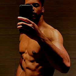 Fit Model Capturing His Progress with Selfie