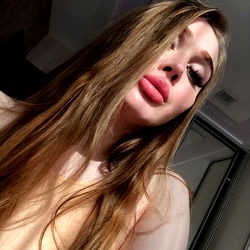 Anna Mellan, Sanct-Peterburg Model