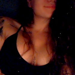 Aesthetic OnlyFans Model Heavenly in Action