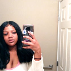 Goddess Uni's Bathroom Mirror Moment