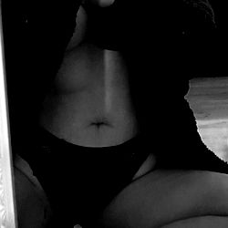 Miss Robinson: A Journey Through the Lens of OnlyFans