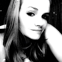 Sam, a young adult female model