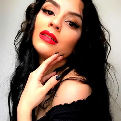 Ale🌸 - OnlyFans Model