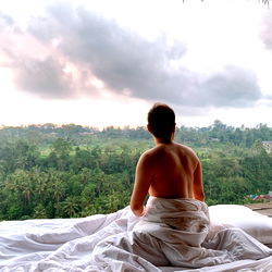 Serene Sunset: A Relaxed Escape