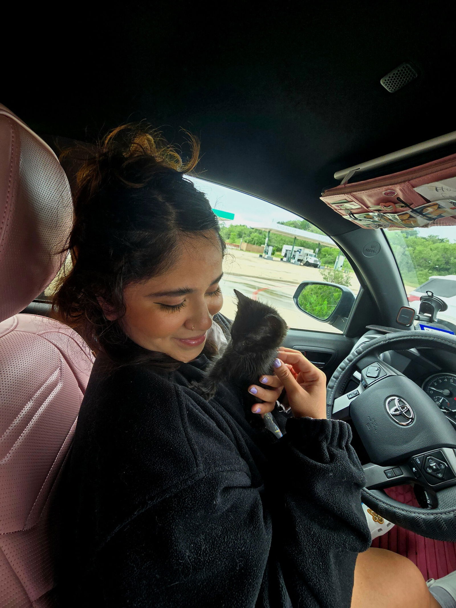 GODDESS PETALS photo