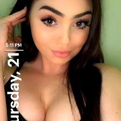 Ashley, a 23-year-old female, posts on OnlyFans.