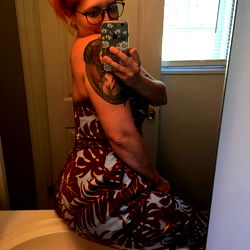 Rosemary's Summer Vibes in the Bathroom