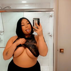 Arya Mynx, OnlyFans Model from Hawaii