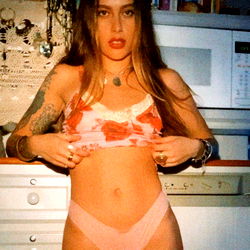 Opaljean Model Photo