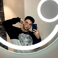 Alex - A Young, Fashionable Individual