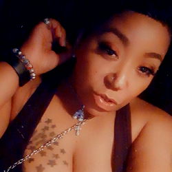 Apple Lee's OnlyFans Model Photo