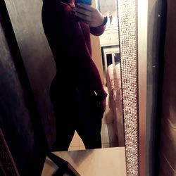 Onlyfans Model Ale S, Mexican, 25