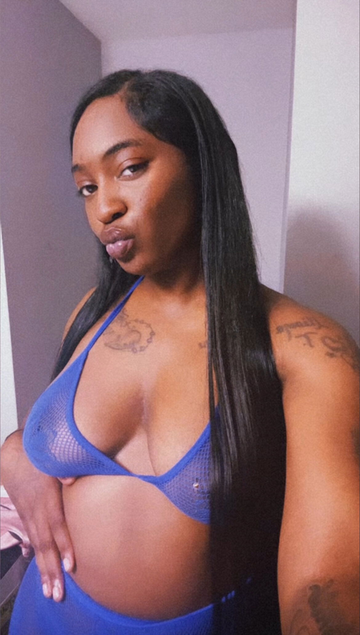 MISS PRETTY BROWN photo