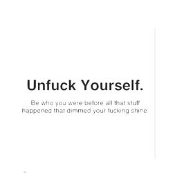 Zรถe Layne photo