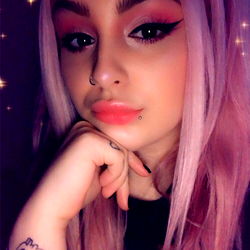 Luna's OnlyFans Profile