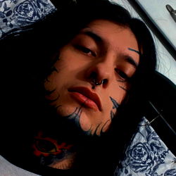 💙 Abyss' Emo-Chic Tattoo Enthusiasm 🔪