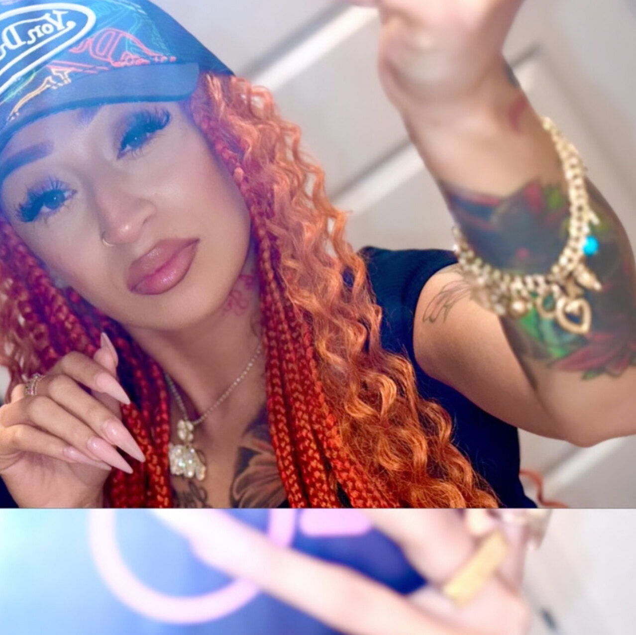 ari.you.pretty photo