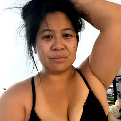 Fans of OnlyFans Model Lexa Bees