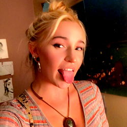 Anni's Playful Pose for OnlyFans