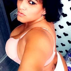 Model Photo from Guaratinguetá - U167649502