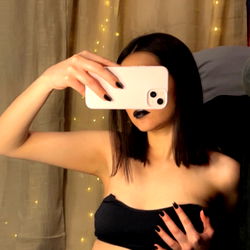 OnlyFans Model Showcasing Her Shape-wear and Black Tattoo