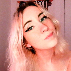 Onlyfans Model Aimee Suspiria