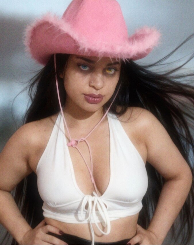 𝕐𝕆𝕌ℝ 𝕃𝔼ℕℕ𝔸✨🎃 photo