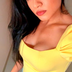 Ana Franco - Model, Actress, Social Media Influencer