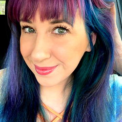 Aravella's Colorful Vibes