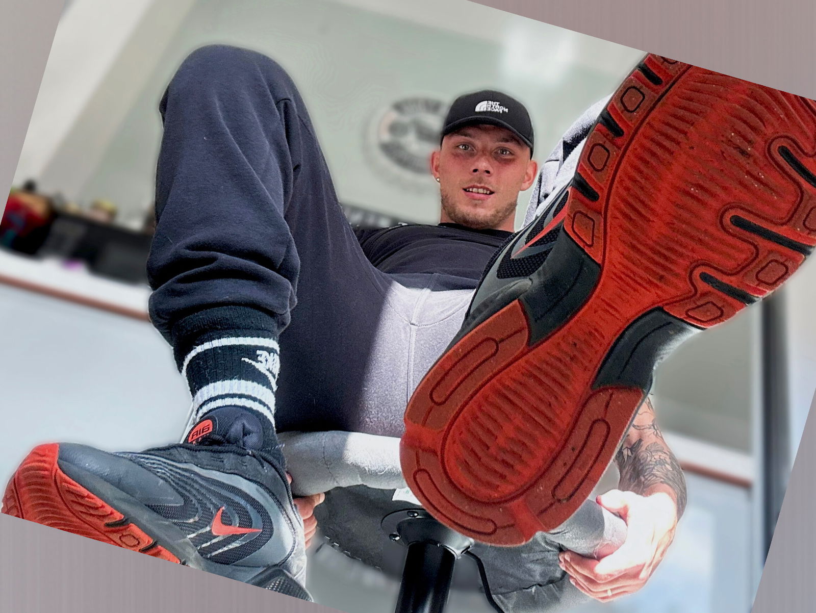 𝗡𝗼𝗿𝘁𝗵𝗪𝗲𝘀𝘁𝗖𝗵𝗮𝘃𝘀 💦 photo