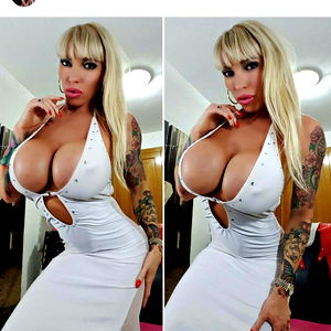 krisztinasereny photo