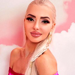 Alice in the Wonderland