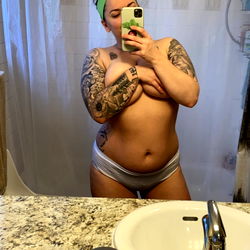 Arya666: Model Photo in Bathroom